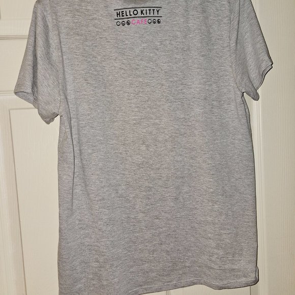 Hello Kitty Cafe Exclusive T-shirt (Large) - Picture 5 of 6